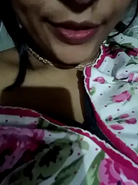 Wifesuman40 online show from 12/15/24, 08:04