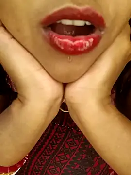 Wifesuman40 online show from 12/28/24, 10:36