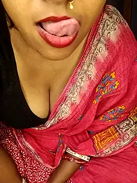 Wifesuman40 online show from 12/31/24, 06:46