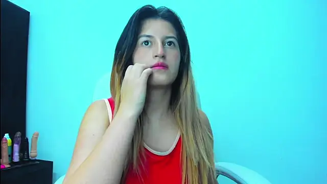 GiaRoussel online show from 03/20/25, 01:37