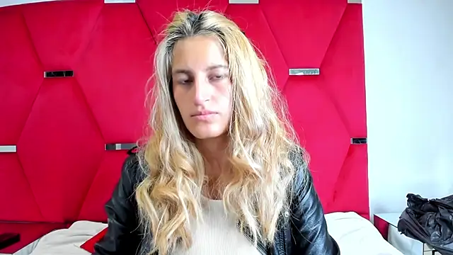 GiaRoussel online show from 02/02/26, 07:45