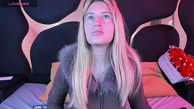 GiaRoussel online show from 02/14/26, 03:42