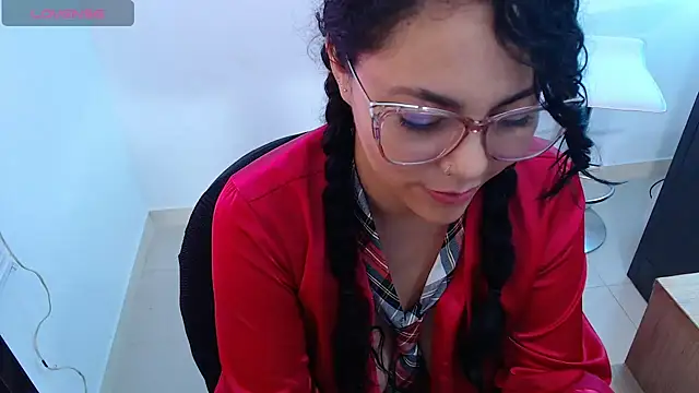 Snapshot of Mailywindsor chatting on 01/23/25, 02:50 Mailywindsor online show from 01/23/25, 02:50