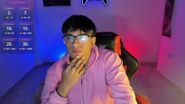 LuciferM Star online show from 11/06/25, 02:34