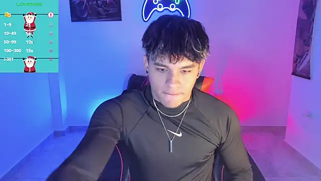 LuciferM Star online show from 11/06/25, 10:10