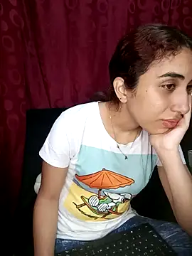 Snapshot of ifeelverywet_andhot chatting on 12/17/24, 10:54 ifeelverywet andhot online show from 12/17/24, 10:54