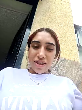 Snapshot of ifeelverywet_andhot chatting on 01/16/25, 03:24 ifeelverywet andhot online show from 01/16/25, 03:24