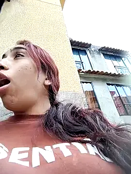 Snapshot of ifeelverywet_andhot chatting on 01/21/25, 10:08 ifeelverywet andhot online show from 01/21/25, 10:08