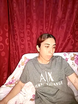 Snapshot of ifeelverywet_andhot chatting on 02/19/25, 02:55 ifeelverywet andhot online show from 02/19/25, 02:55