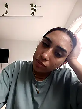 Snapshot of ifeelverywet_andhot chatting on 09/23/25, 02:53 ifeelverywet andhot online show from 09/23/25, 02:53