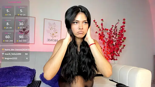 Snapshot of aisha_sakina chatting on 12/03/24, 12:57 aisha sakina online show from 12/03/24, 12:57