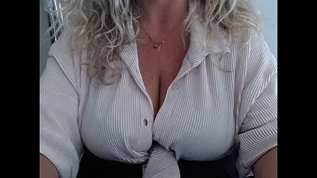 JenniLowen online show from 06/16/26, 12:52