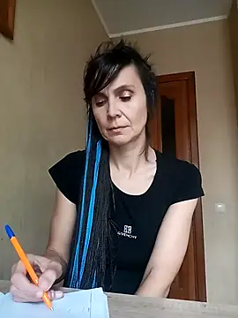 Francenia lolis online show from 09/30/25, 06:29