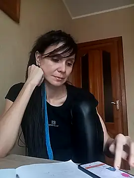 Francenia lolis online show from 10/16/25, 07:09