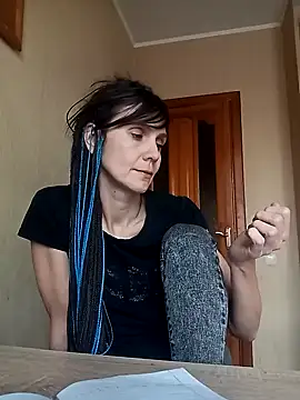 Francenia lolis online show from 10/30/25, 07:54