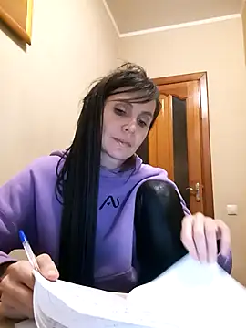 Francenia lolis online show from 02/04/26, 03:51