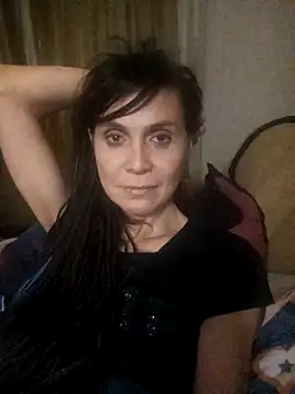 Francenia lolis online show from 02/13/26, 07:43