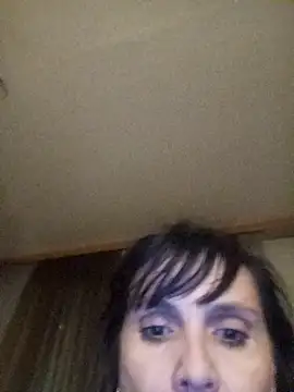 Francenia lolis online show from 04/12/26, 09:42