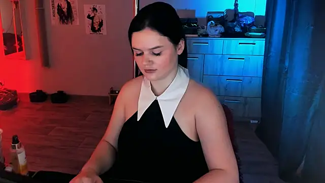 Lora Cain online show from 07/31/26, 01:54