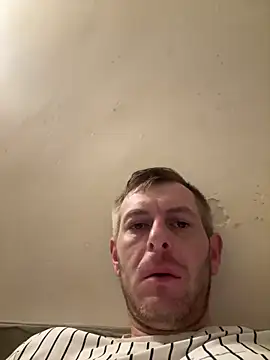 adrian90bi11 online show from 03/28/26, 06:13