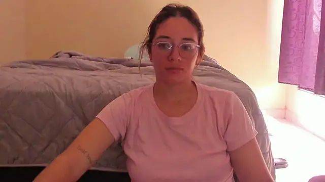 Snapshot of atenas_05_ chatting on 05/03/26, 02:56 atenas 05 online show from 05/03/26, 02:56