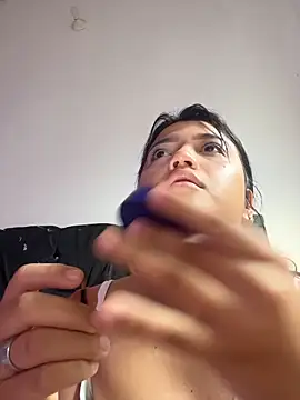 alisson carolina73 online show from 03/15/26, 08:04