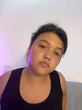 Snapshot of alisson_carolina73 chatting on 04/29/26, 02:59 alisson carolina73 online show from 04/29/26, 02:59