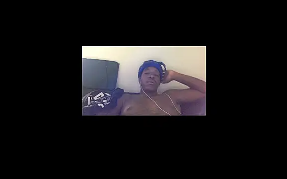 Snapshot of POPAYE972 chatting on 06/26/26, 12:42 POPAYE972 online show from 06/26/26, 12:42