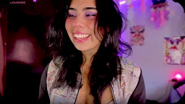 kiki cavilll online show from 02/01/25, 01:51