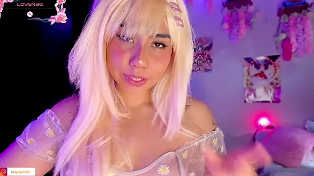 kiki cavilll online show from 03/22/25, 03:53