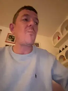 Snapshot of mrwright878787 chatting on 12/05/24, 11:29 mrwright878787 online show from 12/05/24, 11:29