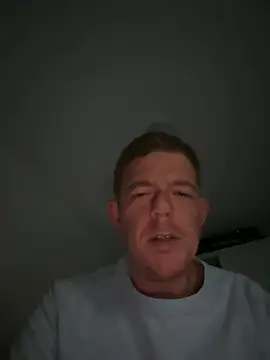 Snapshot of mrwright878787 chatting on 12/18/24, 01:37 mrwright878787 online show from 12/18/24, 01:37