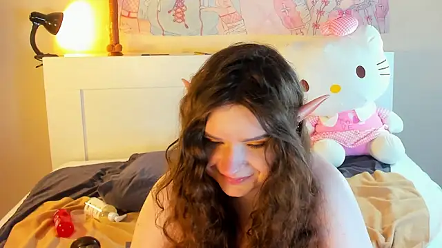 kuraii1  online show from 12/30/24, 06:53