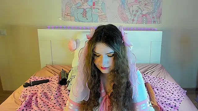 kuraii1  online show from 03/14/25, 11:00