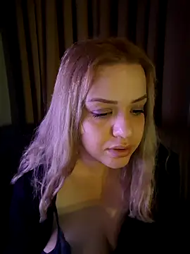 cansuozell online show from 04/17/26, 08:45