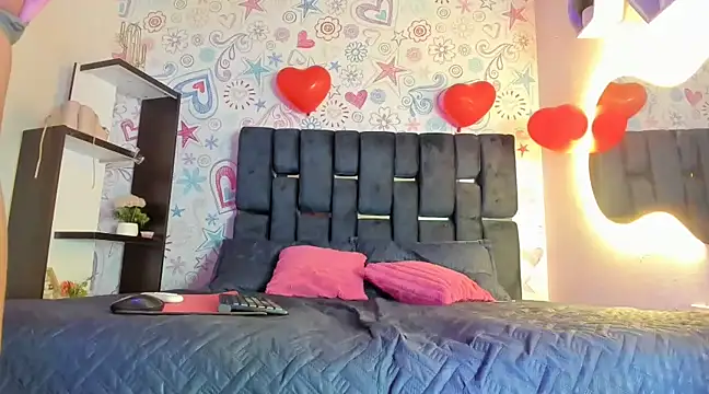 KOURTNEY-- online show from 02/26/25, 04:47