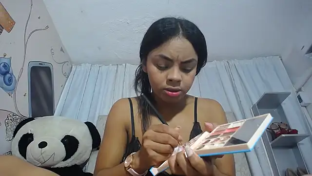 KOURTNEY-- online show from 09/24/25, 01:42