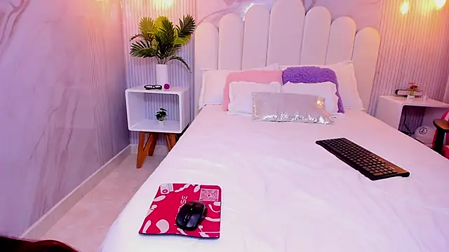 Carohorny4u online show from 10/08/25, 08:17