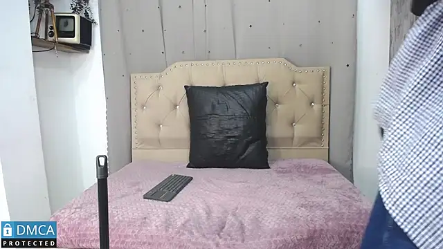 CataFox  online show from 03/08/25, 01:50