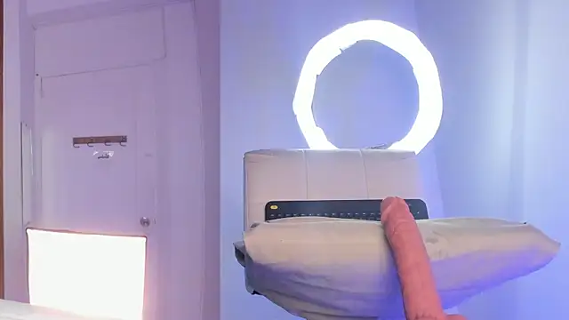 zoe backer online show from 09/11/25, 11:10