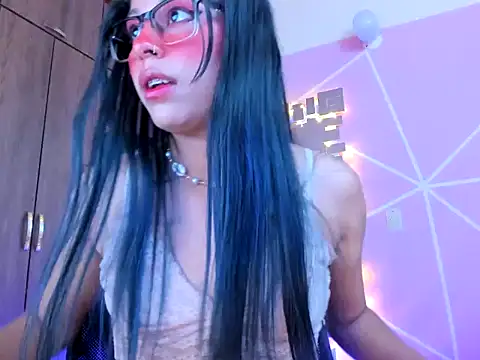  ALLYSON18  online show from 03/18/25, 05:42