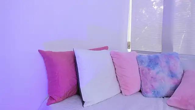 Snapshot of Brisa_blue chatting on 01/08/25, 09:12 Brisa blue online show from 01/08/25, 09:12