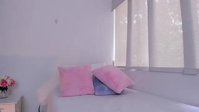 Snapshot of Brisa_blue chatting on 01/28/25, 03:35 Brisa blue online show from 01/28/25, 03:35