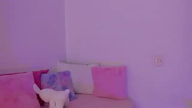 Snapshot of Brisa_blue chatting on 03/06/26, 03:30 Brisa blue online show from 03/06/26, 03:30