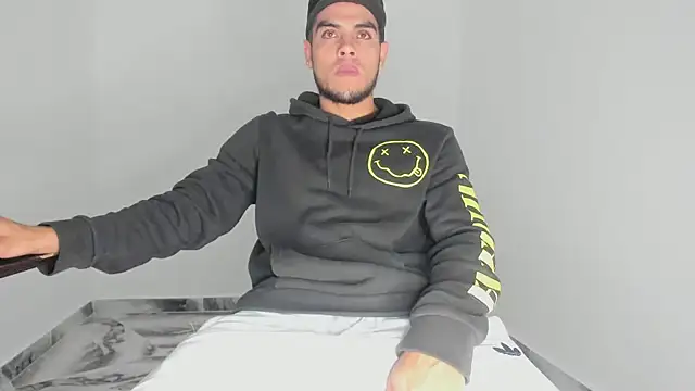 Snapshot of mikee_scooth chatting on 11/27/25, 09:44 mikee scooth online show from 11/27/25, 09:44