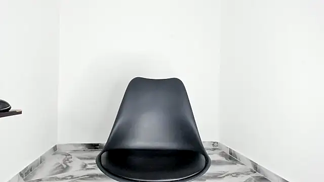 Snapshot of mikee_scooth chatting on 01/05/26, 06:00 mikee scooth online show from 01/05/26, 06:00