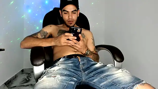 mikee scooth online show from 06/11/26, 08:29