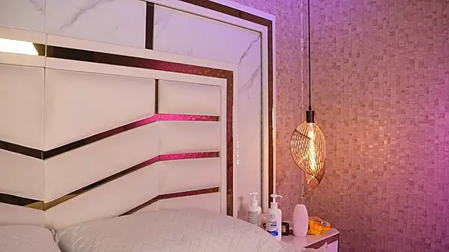 ammy durand online show from 04/22/26, 02:36