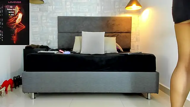 missnatash online show from 04/19/26, 03:22