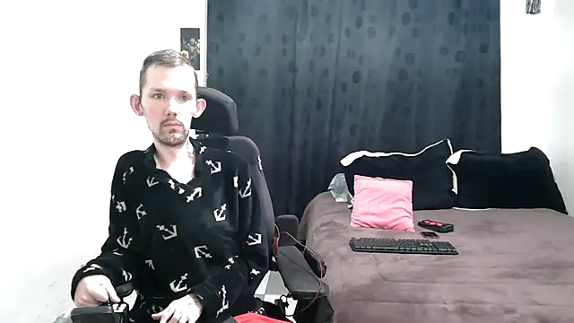 Sophia and Thomas online show from 02/20/25, 08:28